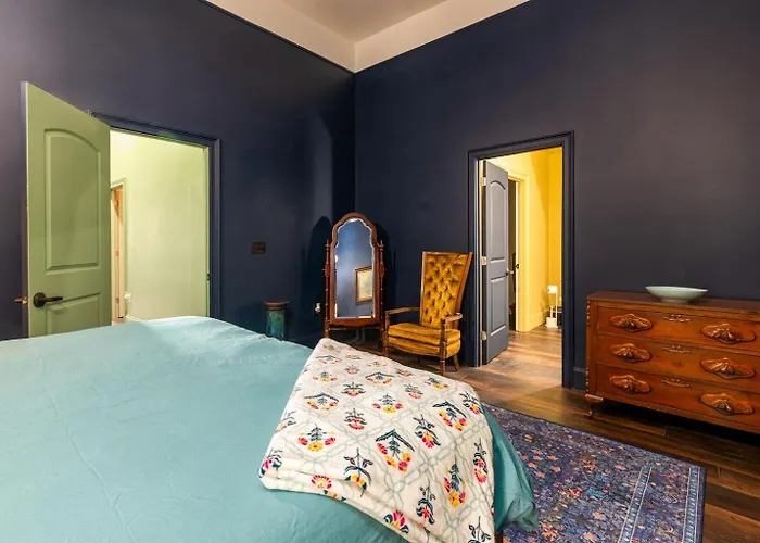 Apartment Walkable Downtown Luxury Marion
